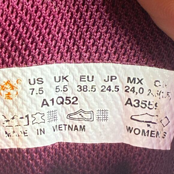 Timberland Mt. Maddsen Brown Leather Waterproof Hiking Boots A1Q52 Womens Sz 7.5 - Picture 10 of 11